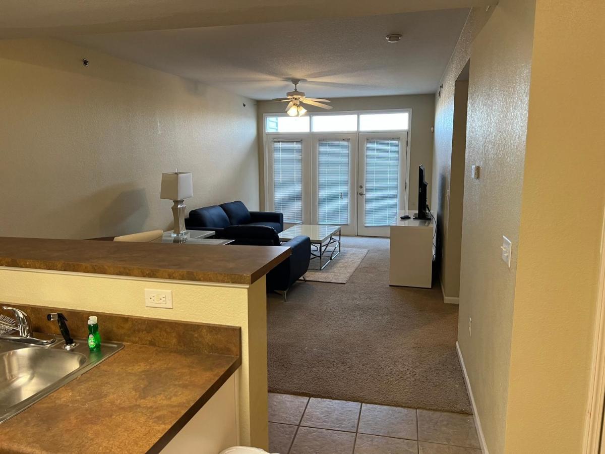 טופיקה Washburn Hotel Suites מראה חיצוני תמונה