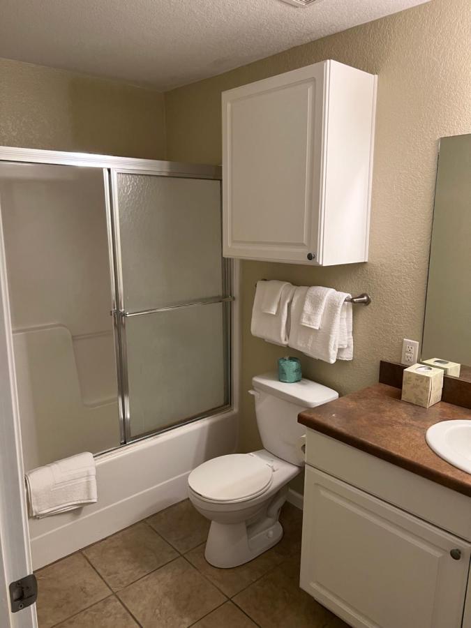 טופיקה Washburn Hotel Suites מראה חיצוני תמונה